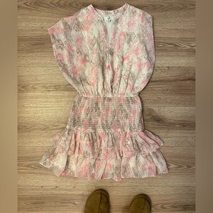 Entro dress. Ruched waist